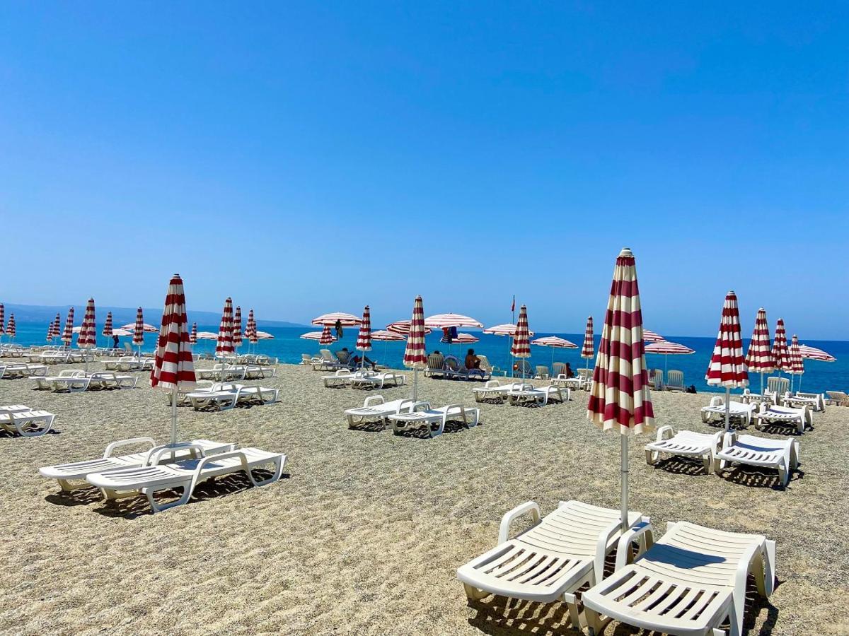 Ferienwohnung Pizzo Beach Club Exterior foto