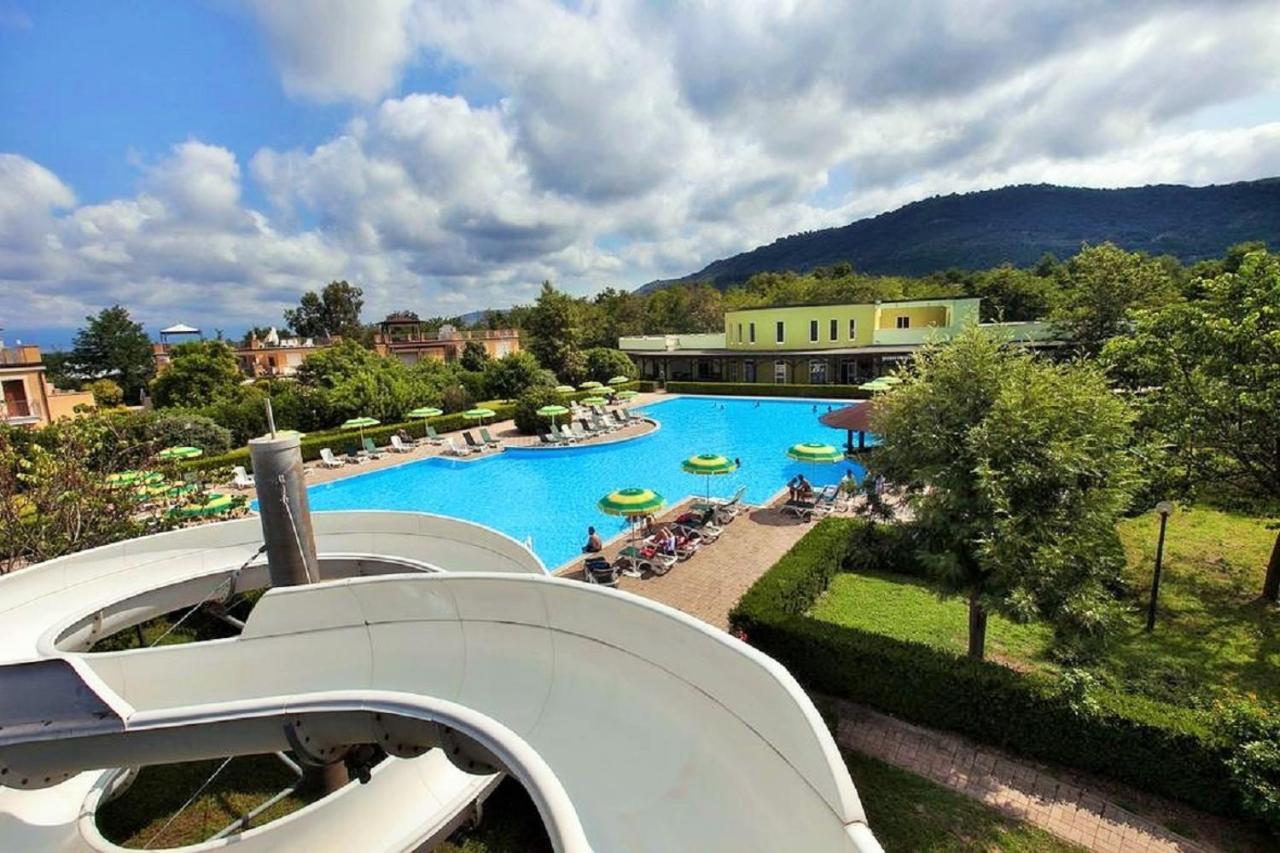 Ferienwohnung Pizzo Beach Club Exterior foto