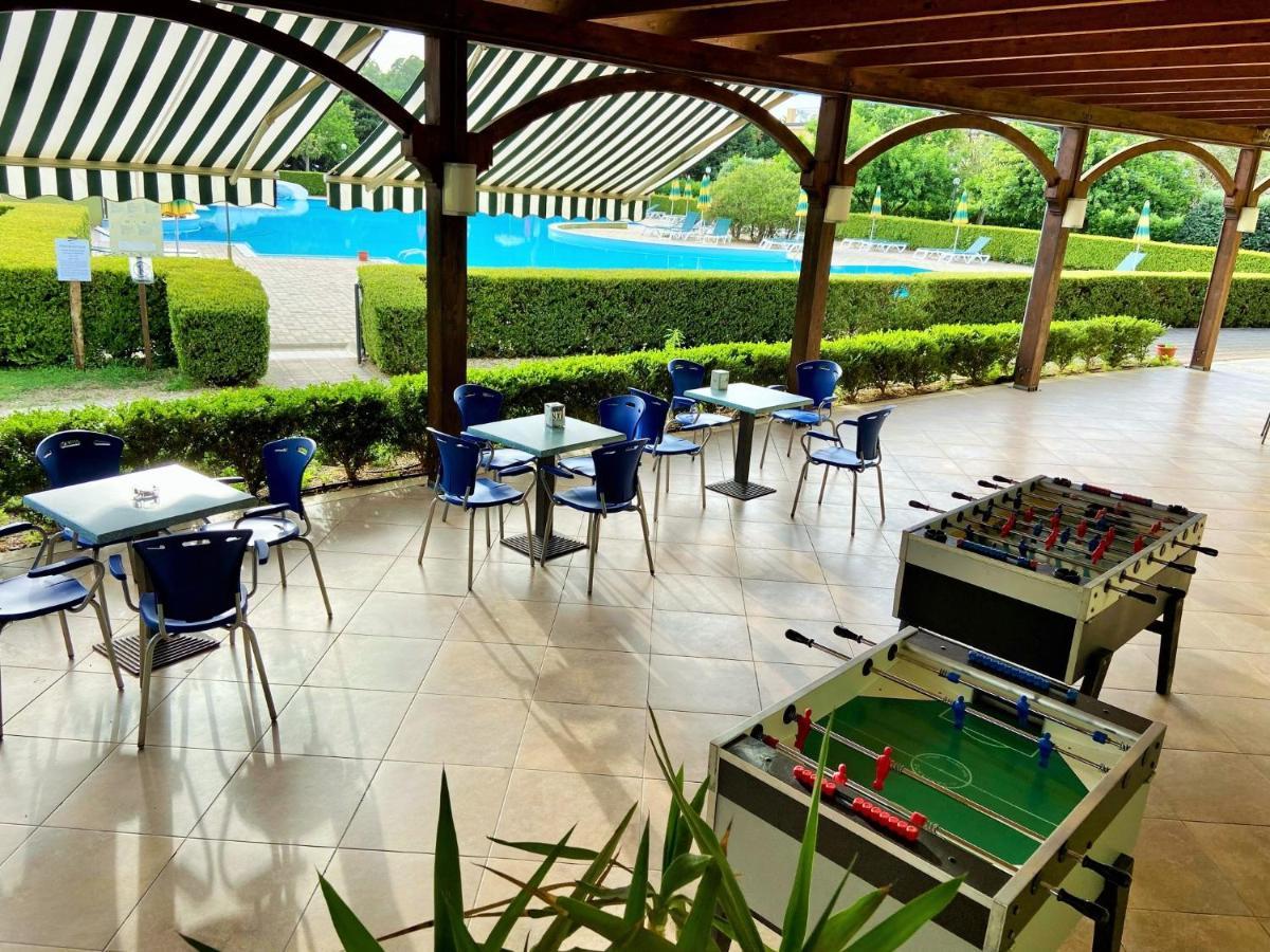 Ferienwohnung Pizzo Beach Club Exterior foto