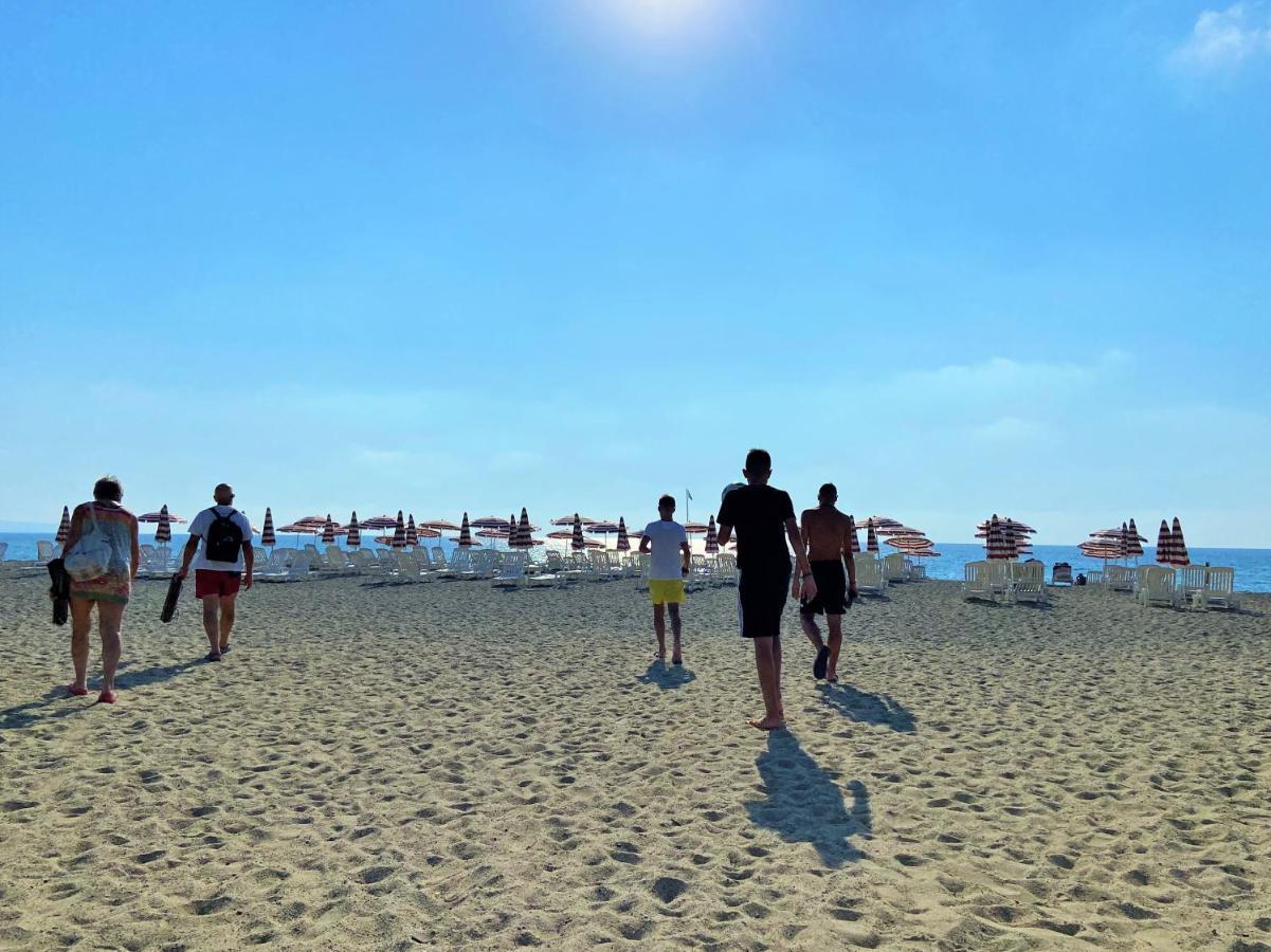 Ferienwohnung Pizzo Beach Club Exterior foto
