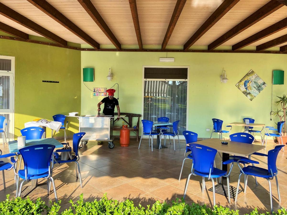 Ferienwohnung Pizzo Beach Club Exterior foto